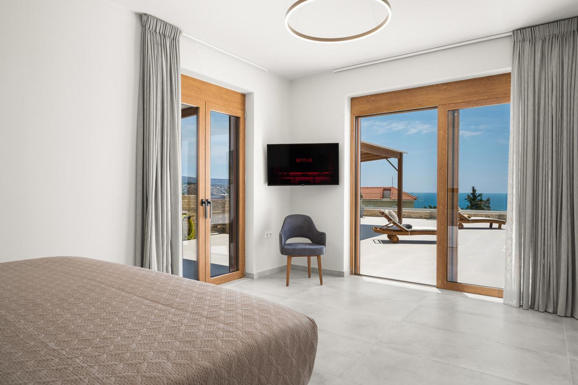 Delfini 1, 2, 3, 4, 5, 6 - * Kalamaki (Heraklion)