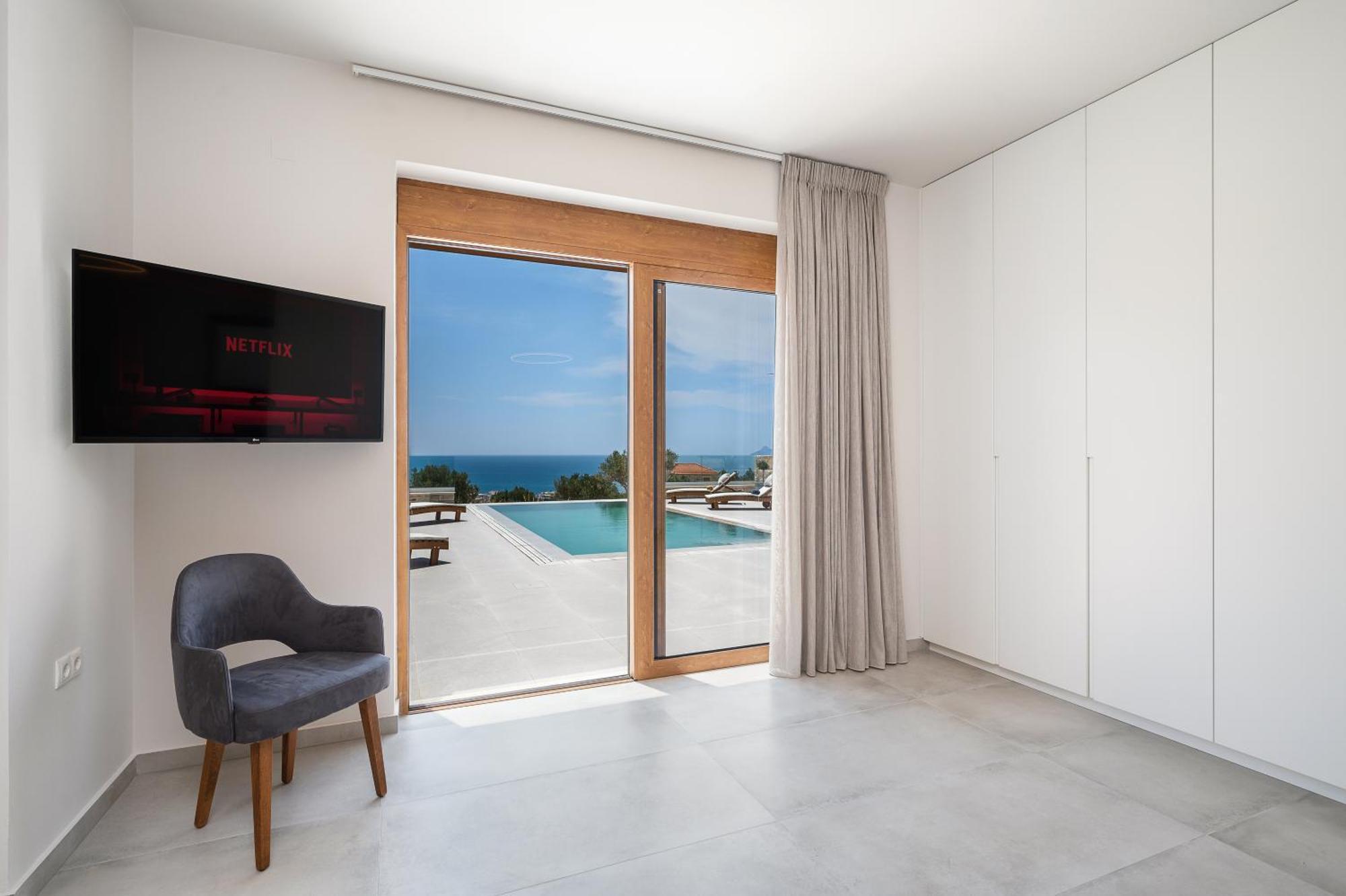 Delfini 1, 2, 3, 4, 5, 6 - * Kalamaki (Heraklion)